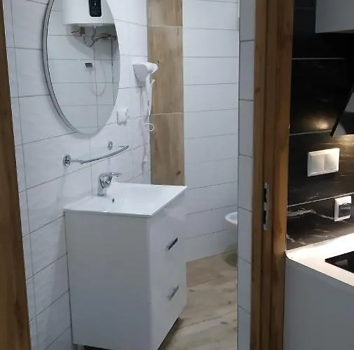 U Iwony Centrum Miasta Blisko Parku Zdrojowego *